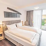 Weinhotel Ayler Kupp 3* Ayl