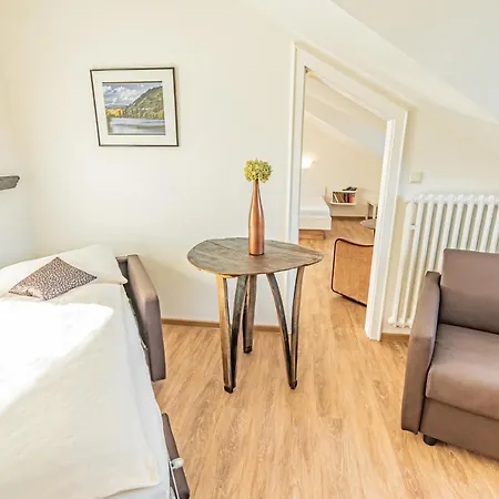 Weinhotel Ayler Kupp 3*