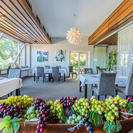 Weinhotel Ayler Kupp Hotel
