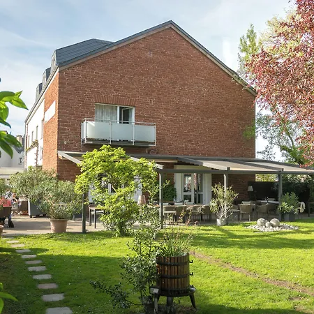 Weinhotel Ayler Kupp 3*