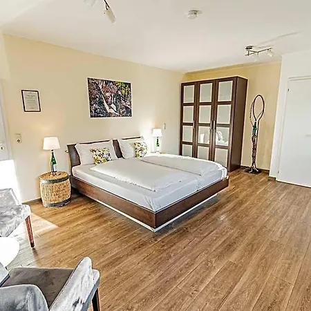 Weinhotel Ayler Kupp فندق Ayl