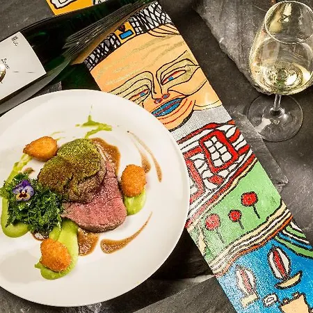 维恩爱勒库普酒店 3*