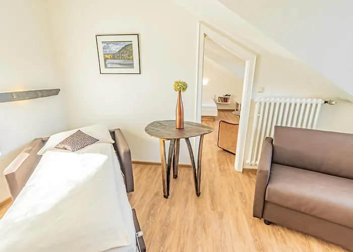 Weinhotel Ayler Kupp 3*