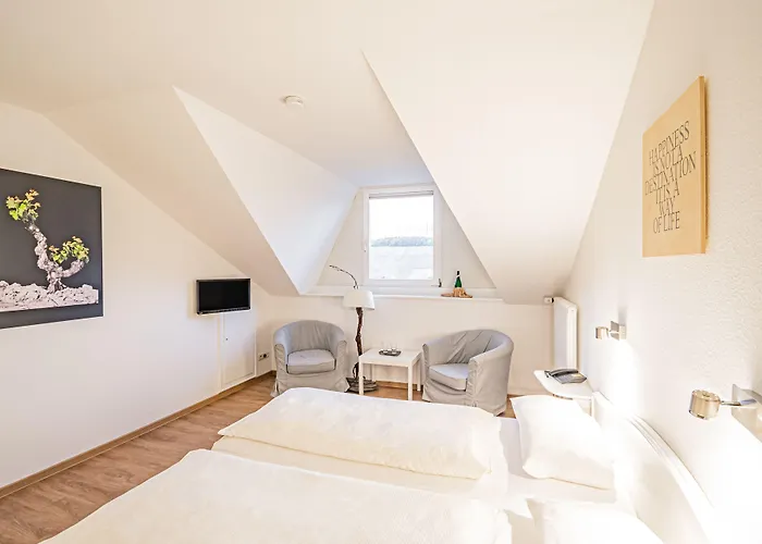 Weinhotel Ayler Kupp 3*