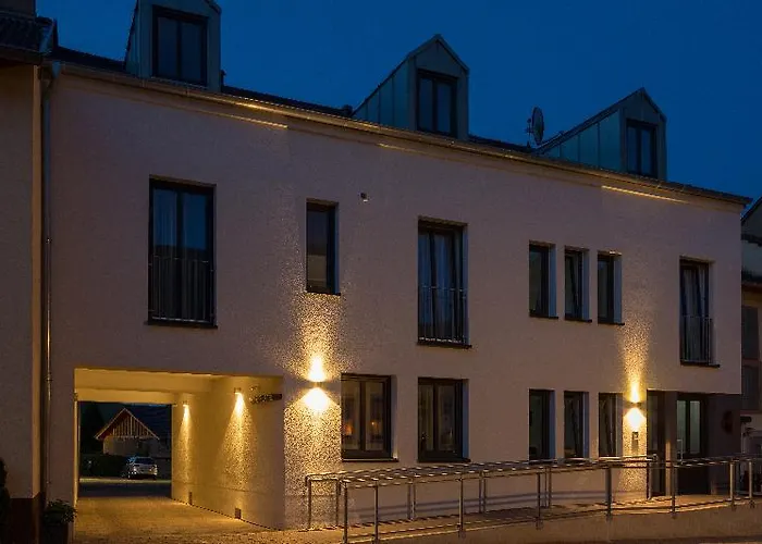 Weinhotel Ayler Kupp 3*