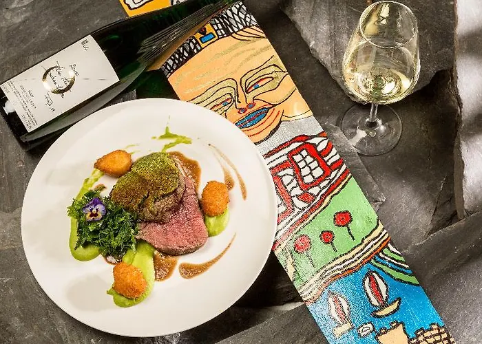 维恩爱勒库普酒店 3*